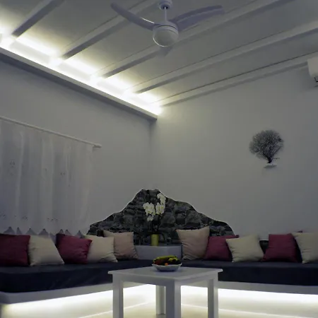 Seashell Sea View * Mandrakia