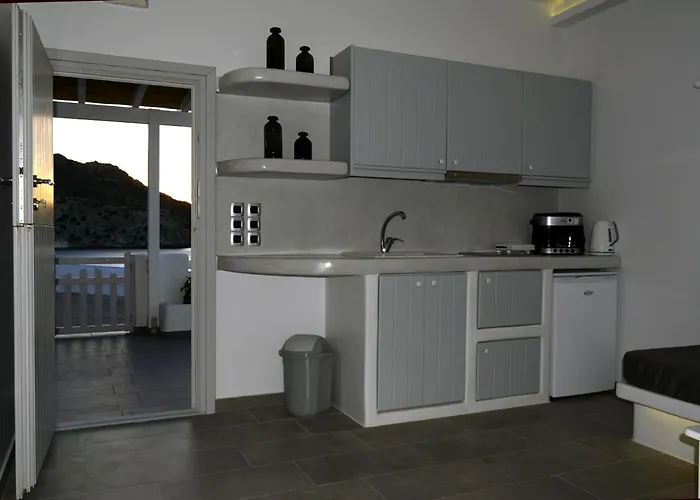 Seashell Sea View * Mandrakia